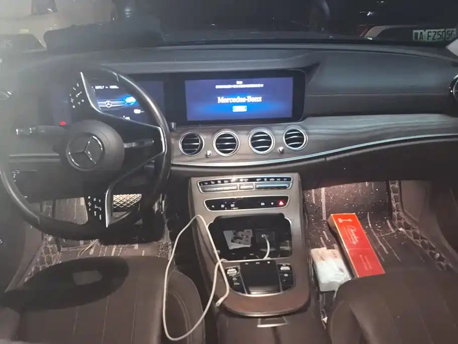 Mercedes-Benz E-Class New Energy — миниатюра 12