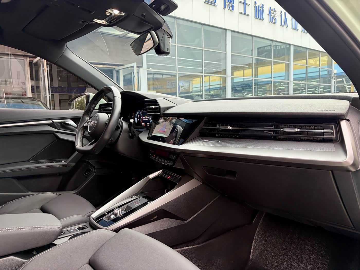 Audi A3 1.4 л 2023 г. Зелёный, пробег 49000 км