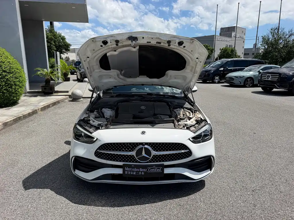 Mercedes-Benz C-Class — миниатюра 15