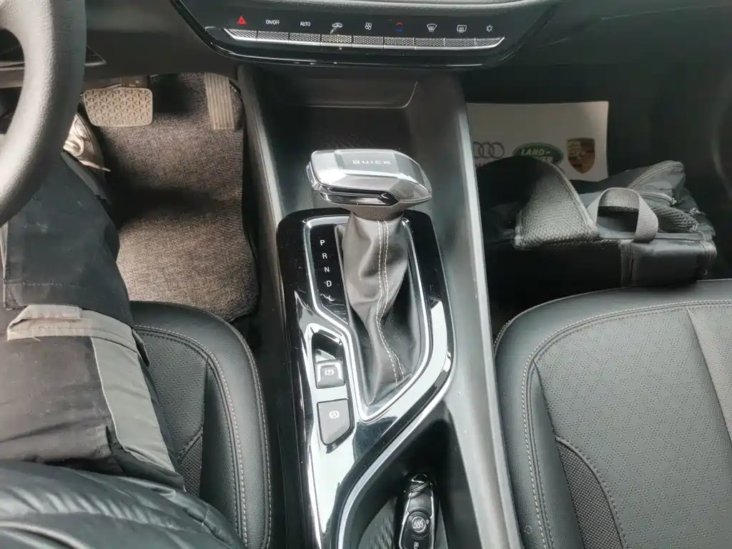 Buick Verano — миниатюра 9