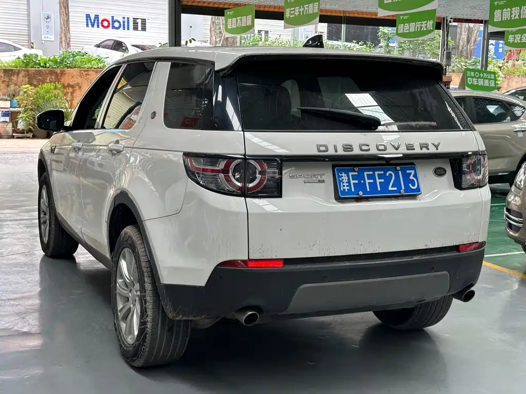 Land Rover Discovery Sport — миниатюра 7