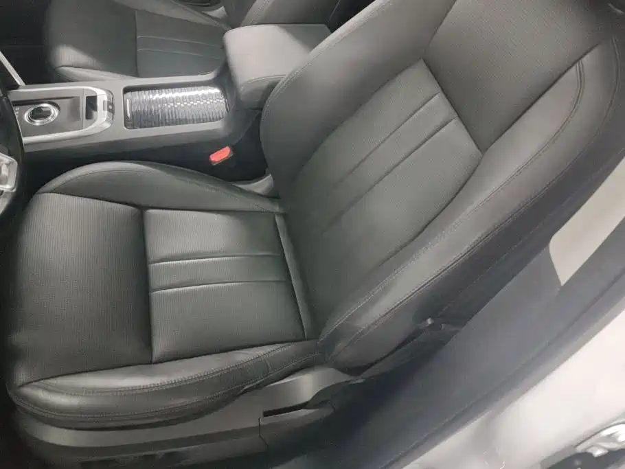 Land Rover Discovery Sport — миниатюра 9