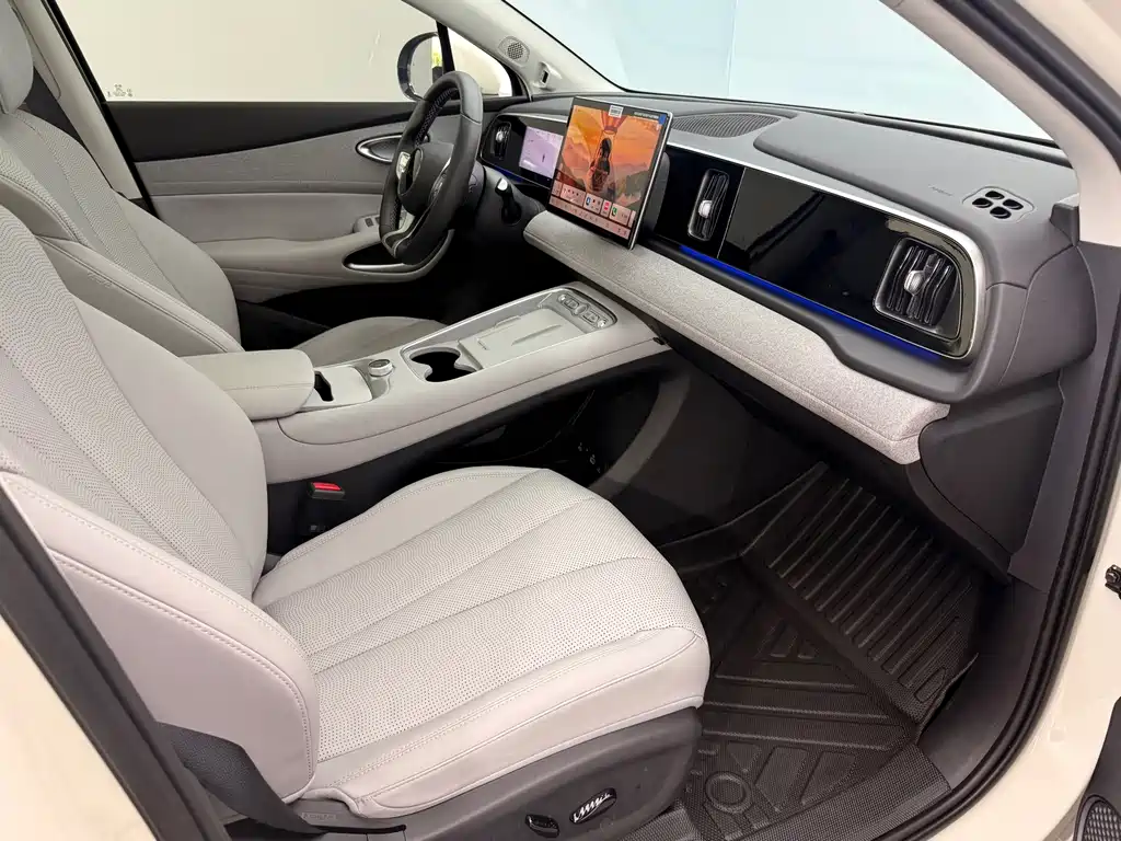 BYD Sealion 05 EV — миниатюра 9