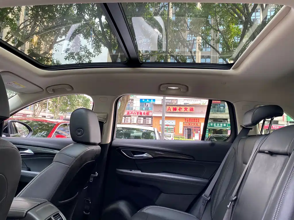 Buick Envision Plus — миниатюра 12
