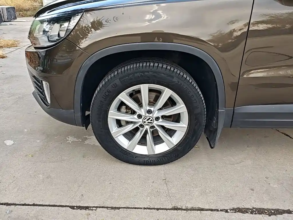 Volkswagen Tiguan — миниатюра 23