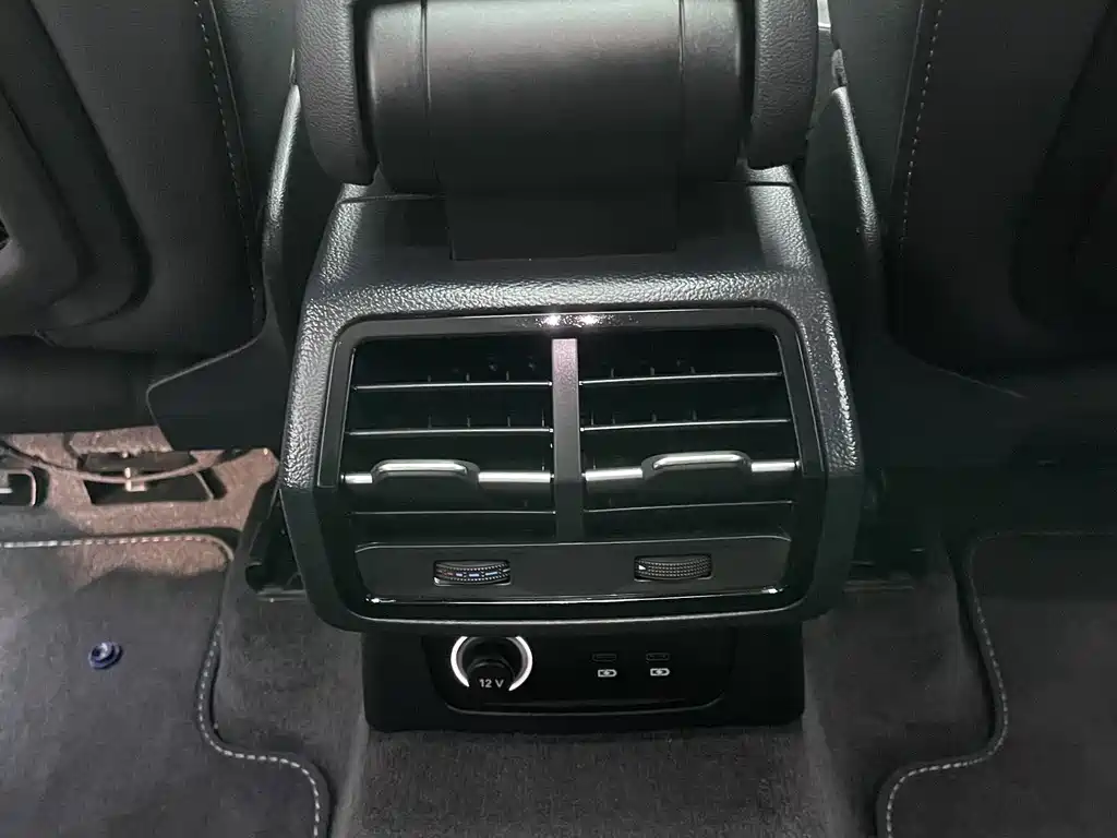 Audi Q3 Sportback — миниатюра 13