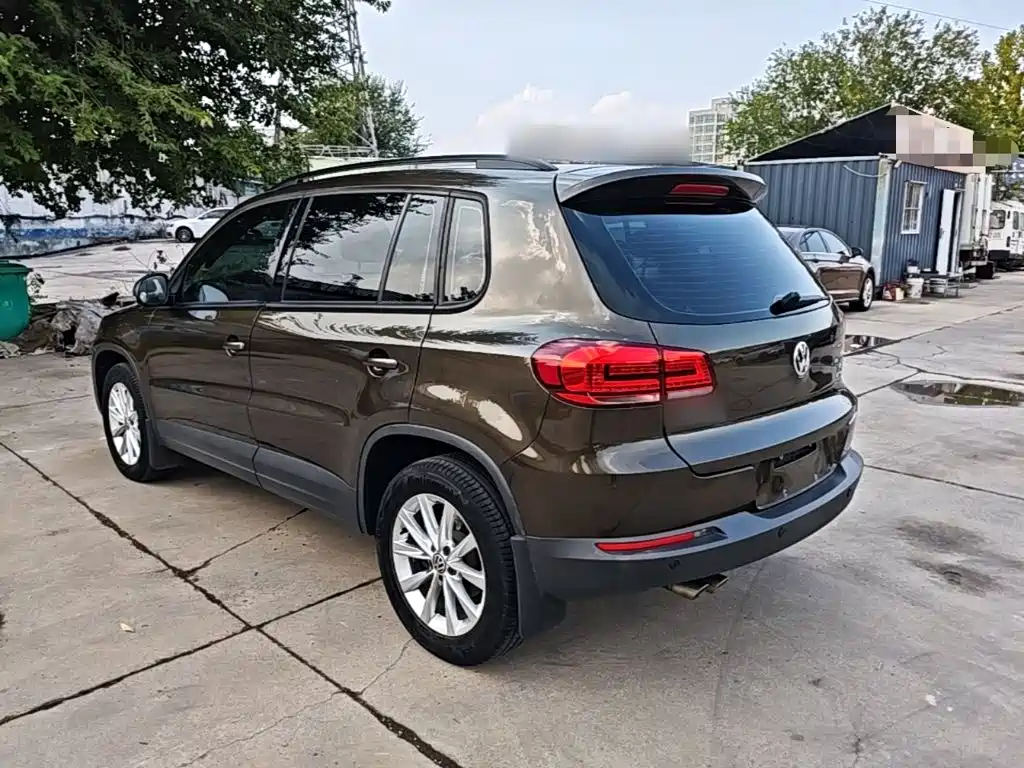 Volkswagen Tiguan — миниатюра 5