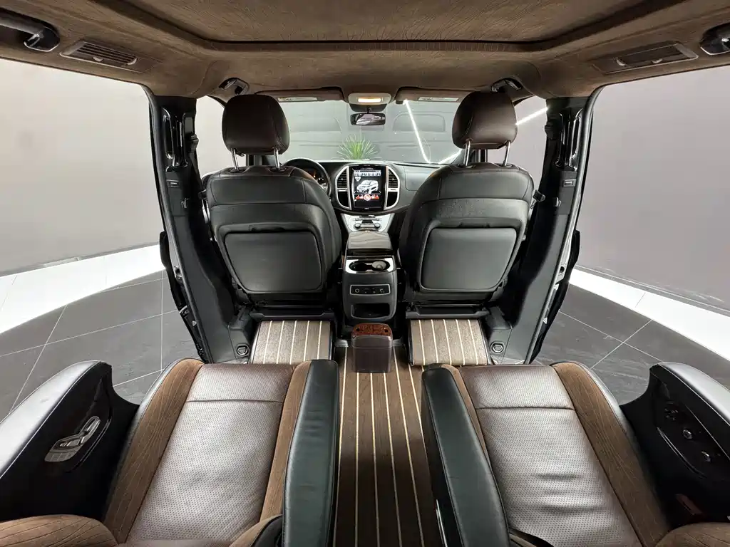 Mercedes-Benz Vito (Import) — миниатюра 8