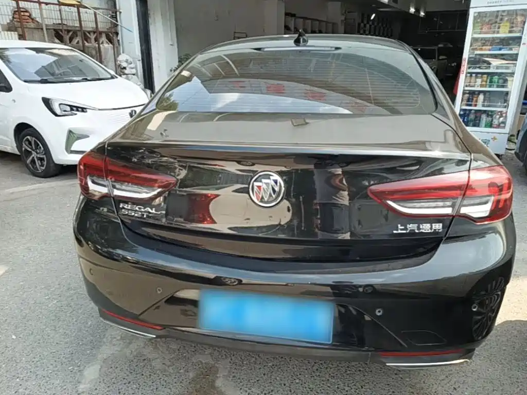 Buick Regal — миниатюра 6