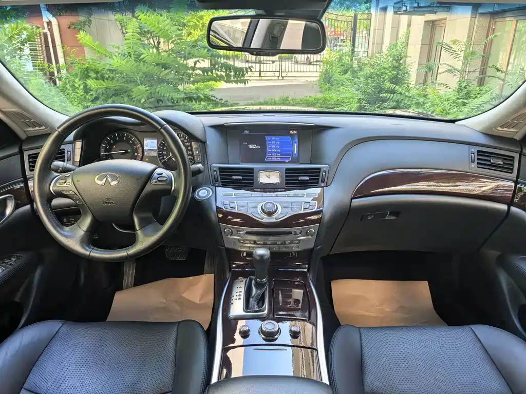 Infiniti Q70 — миниатюра 14
