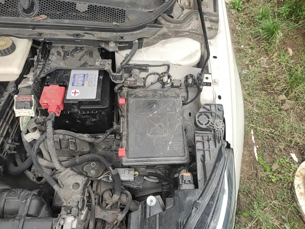 Peugeot 308 — миниатюра 20