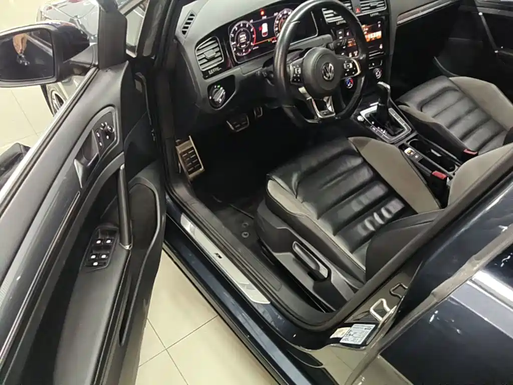 Volkswagen Golf — миниатюра 16