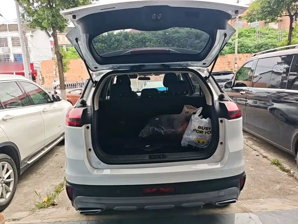Geely Boyue — миниатюра 19