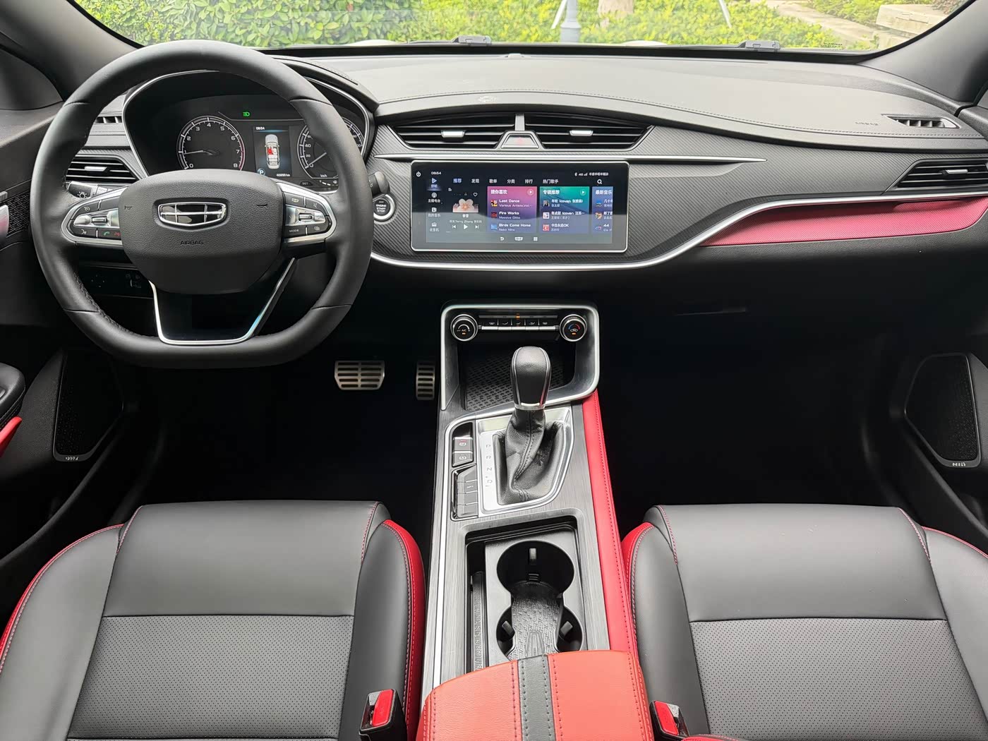 Geely Binrui 1.4 л 2021 г. Белый, пробег 40000 км
