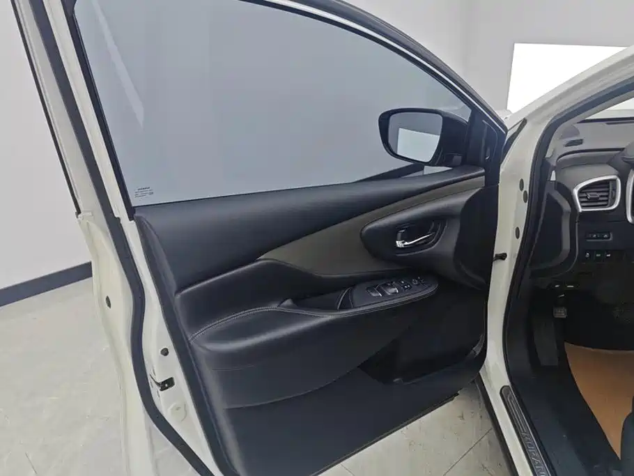 Nissan Murano — миниатюра 7