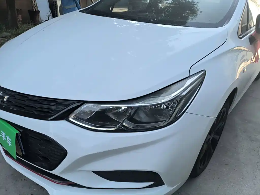 Chevrolet Cruze — миниатюра 24