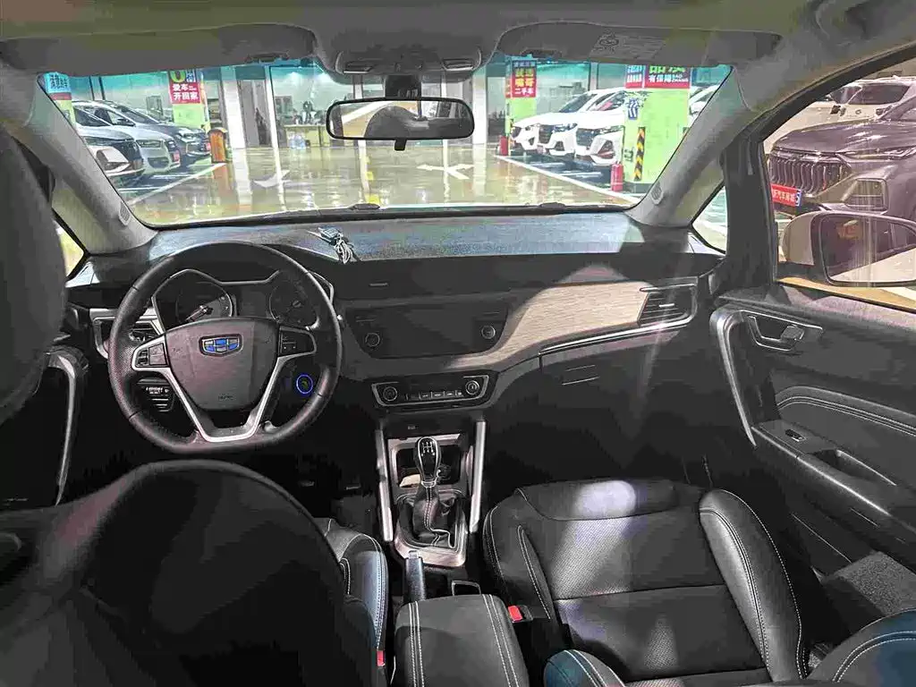 Geely Vision X3 — миниатюра 5