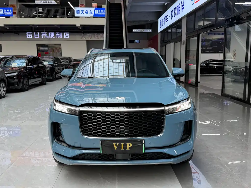 Li Auto Li ONE — миниатюра 2