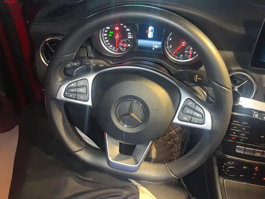 Mercedes-Benz GLA — миниатюра 15