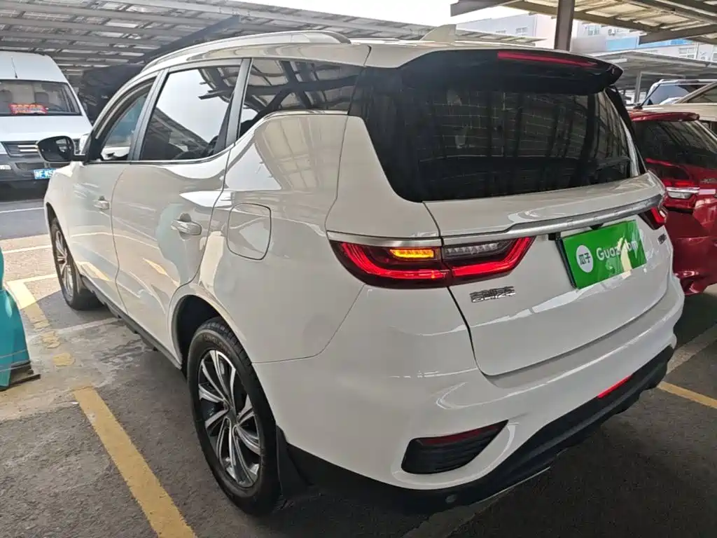 Geely Vision X6 — миниатюра 5