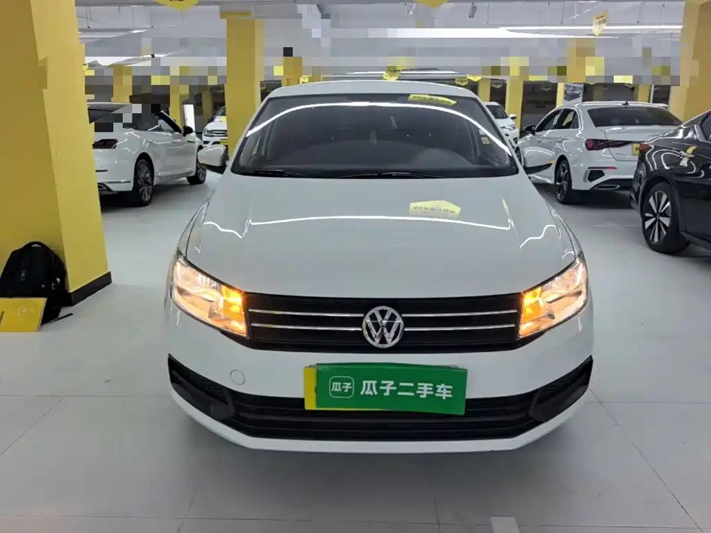 Volkswagen Santana — миниатюра 3
