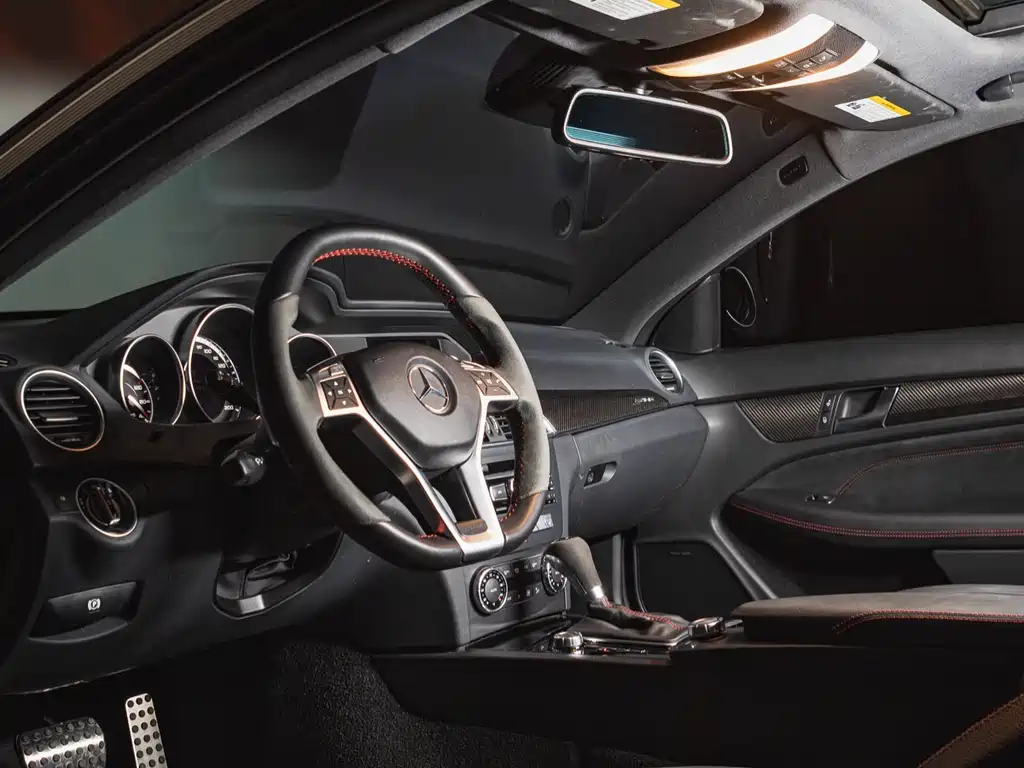 Mercedes-Benz C-Class AMG - фото 11