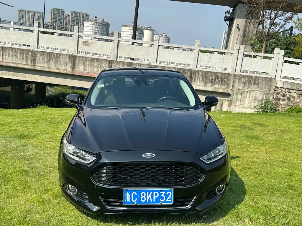 Ford Mondeo — миниатюра 2