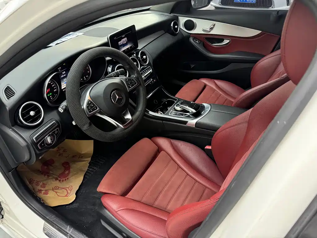 Mercedes-Benz C-Class — миниатюра 4