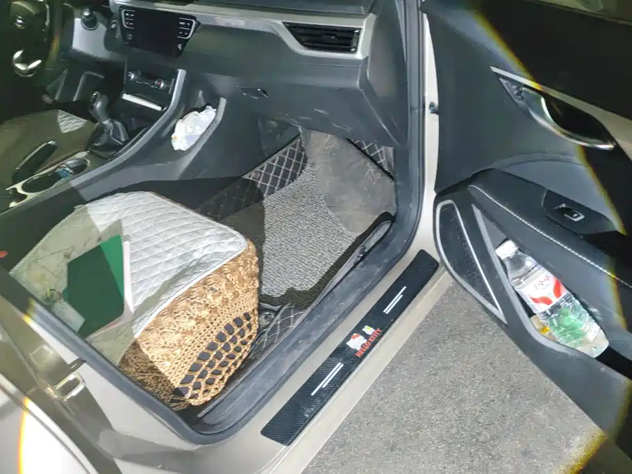 Geely Emgrand — миниатюра 8