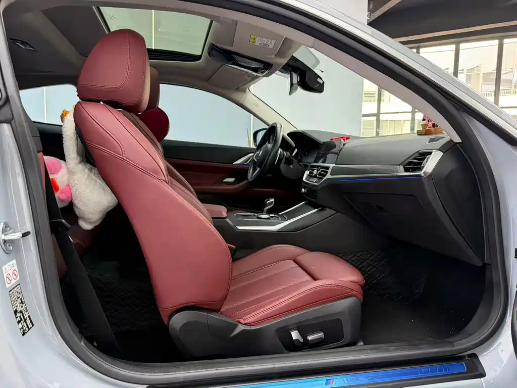 BMW 4 Series — миниатюра 4