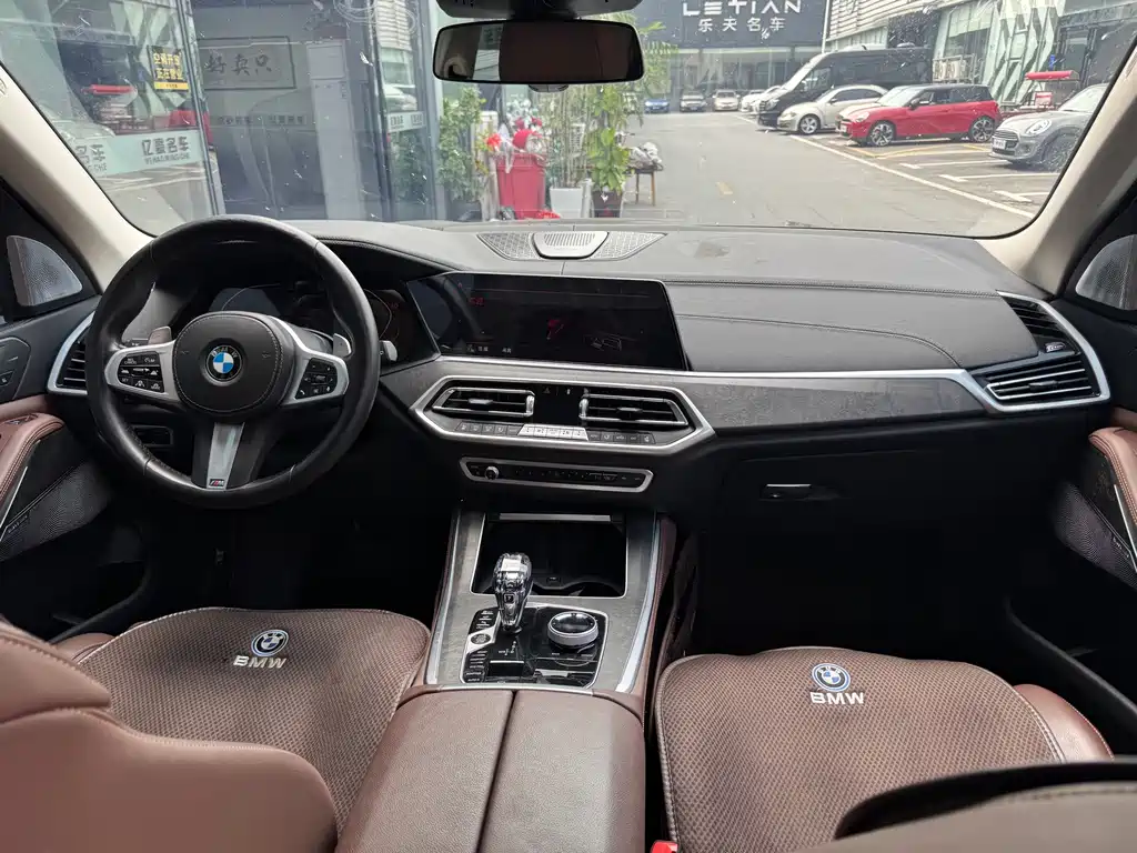 BMW X5 (Import) — миниатюра 6