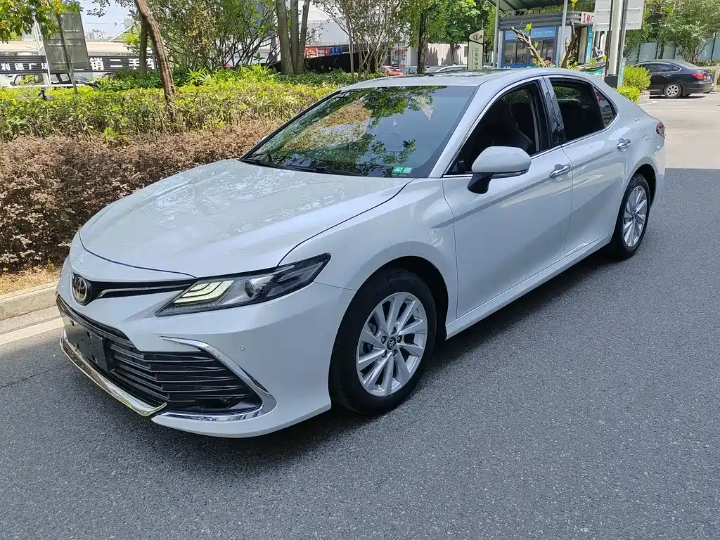 Toyota Camry 2023