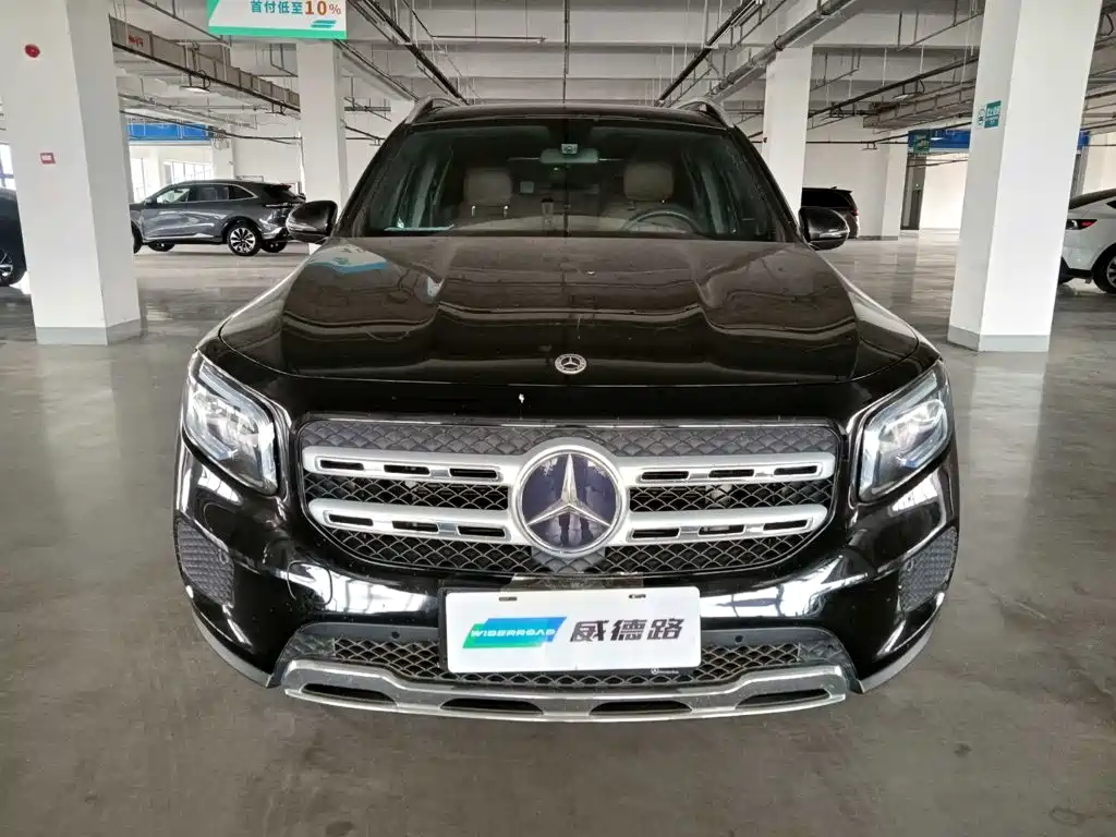 Mercedes-Benz GLB — миниатюра 2