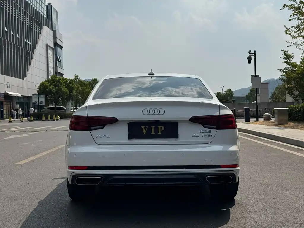 Audi A4L — миниатюра 4