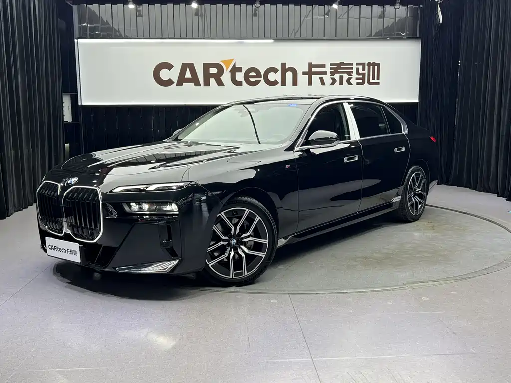 BMW 7 SERIES