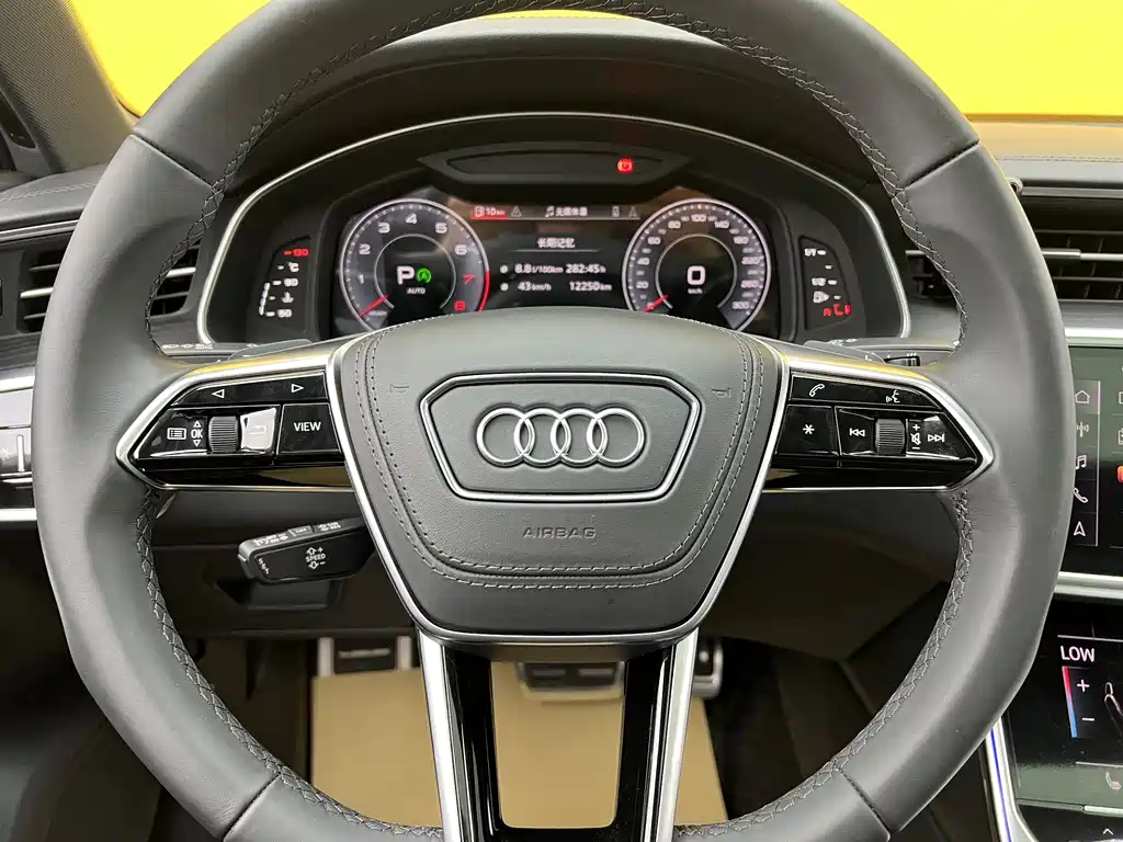Audi A6L 2026 45 TFSI quattro