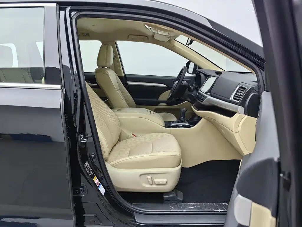 Toyota Highlander — миниатюра 23
