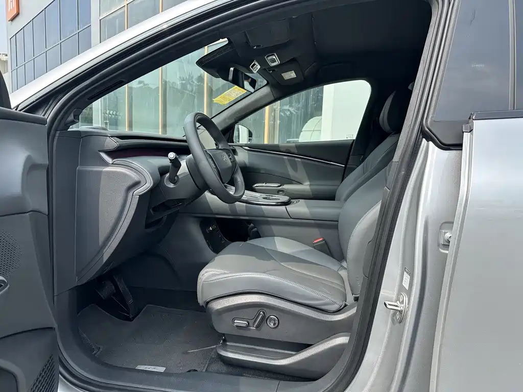 XPeng G7 — миниатюра 11