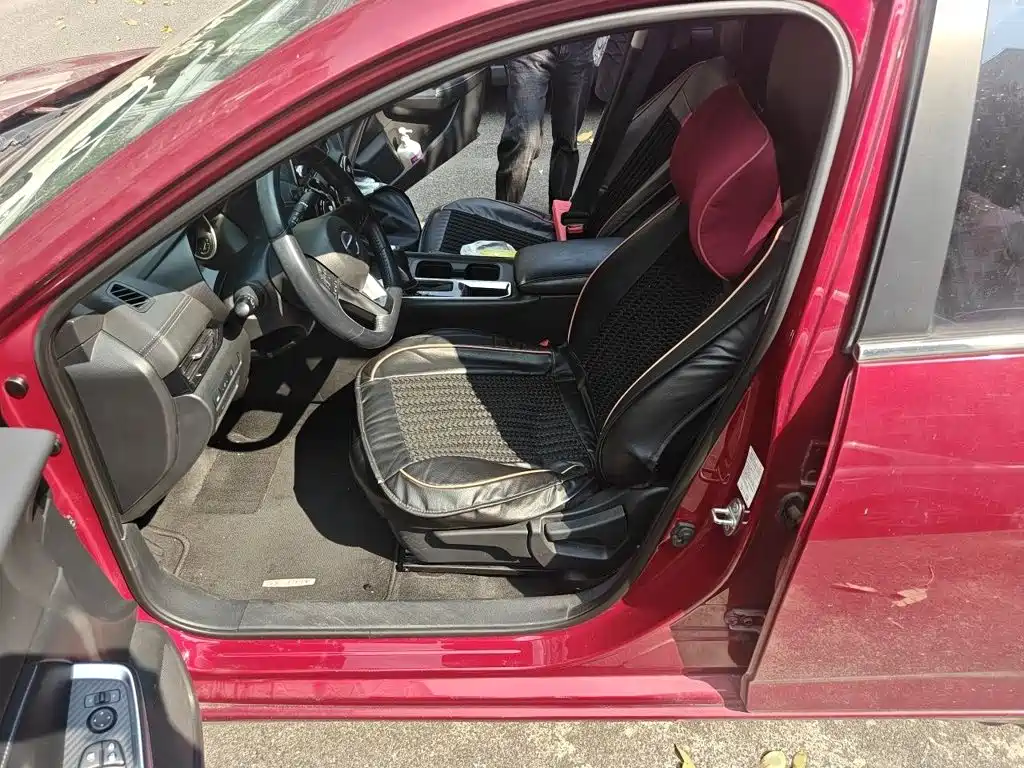 Nissan Sylphy — миниатюра 12