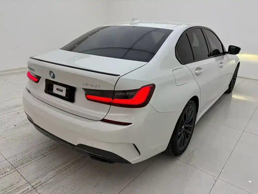 BMW 3 Series — миниатюра 7