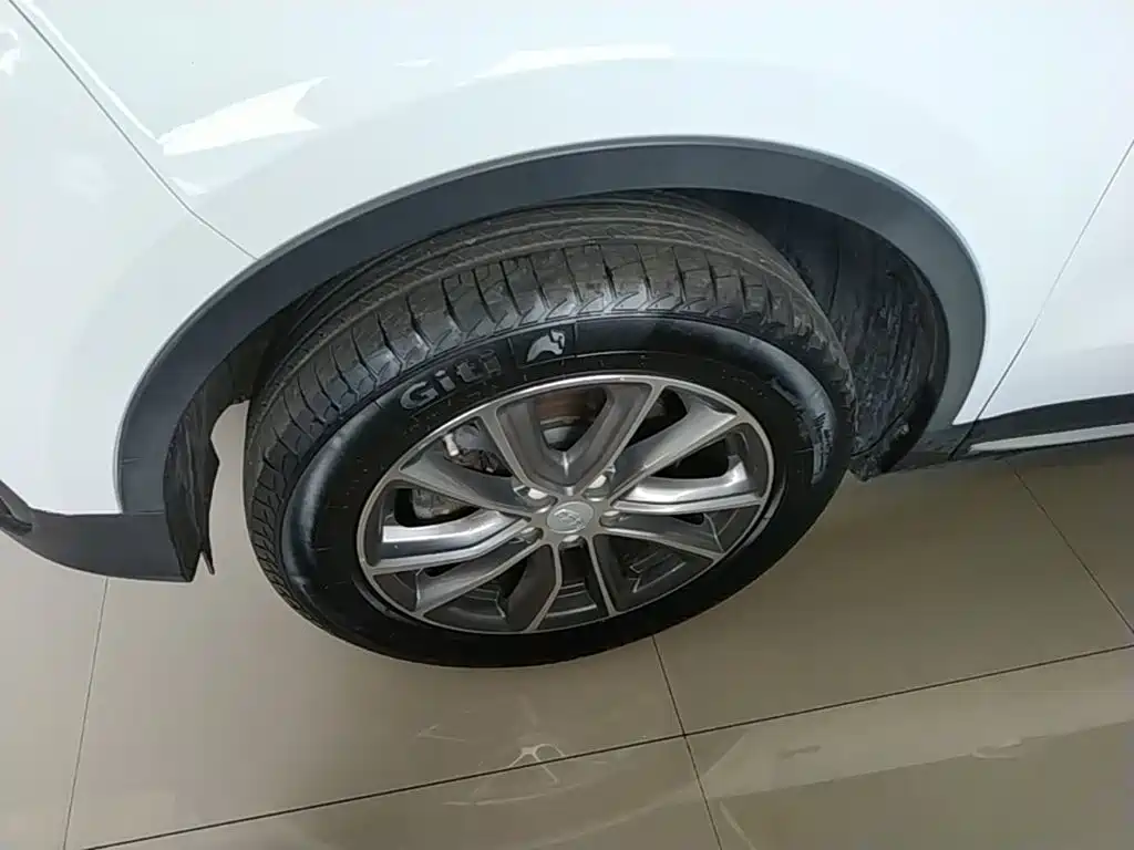 Geely Boyue — миниатюра 23