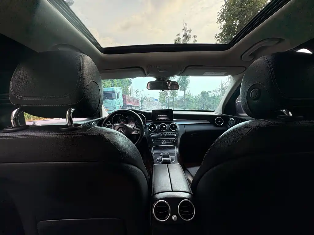Mercedes-Benz C-Class — миниатюра 19