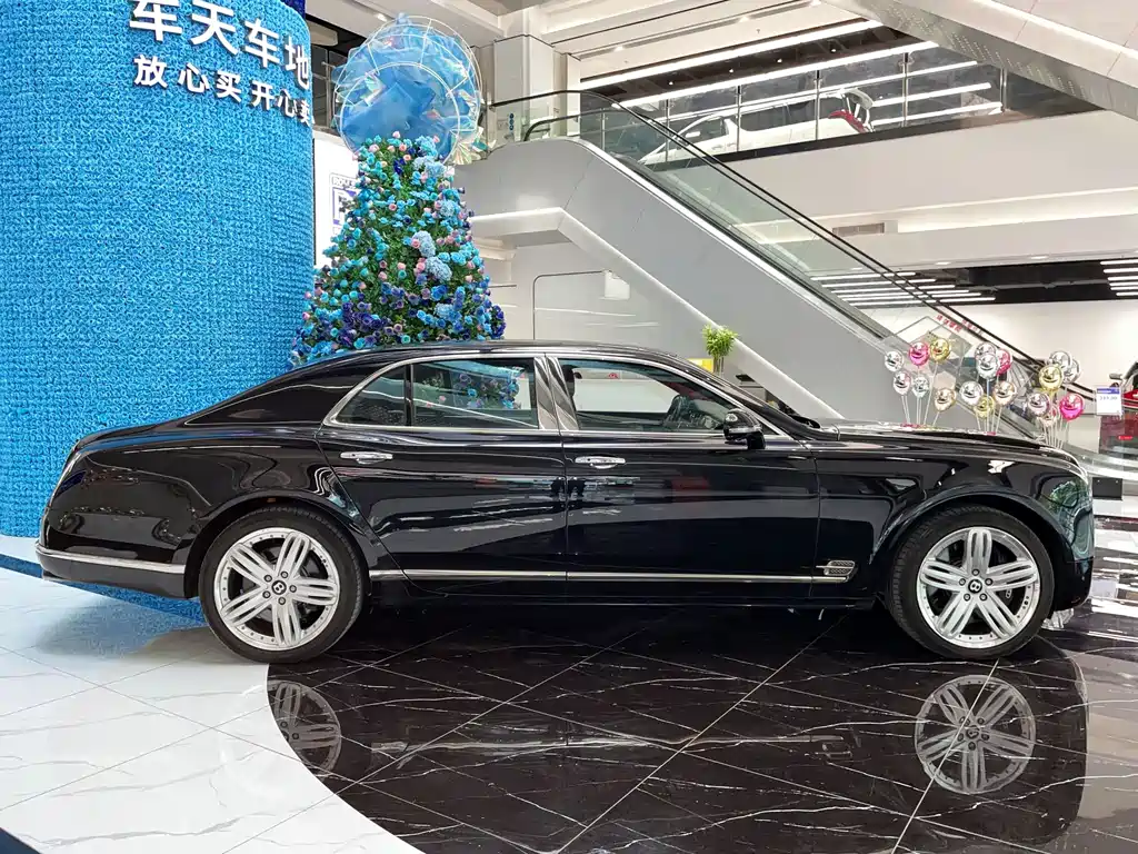 Bentley Mulsanne — миниатюра 6