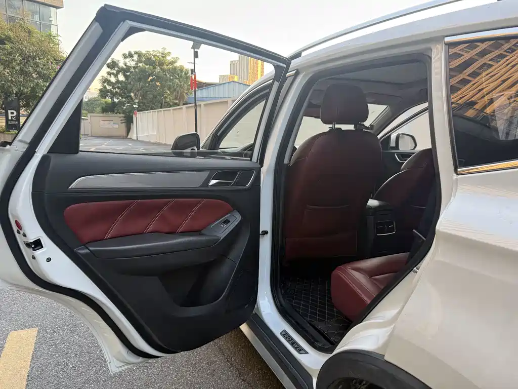 Roewe RX5 — миниатюра 10
