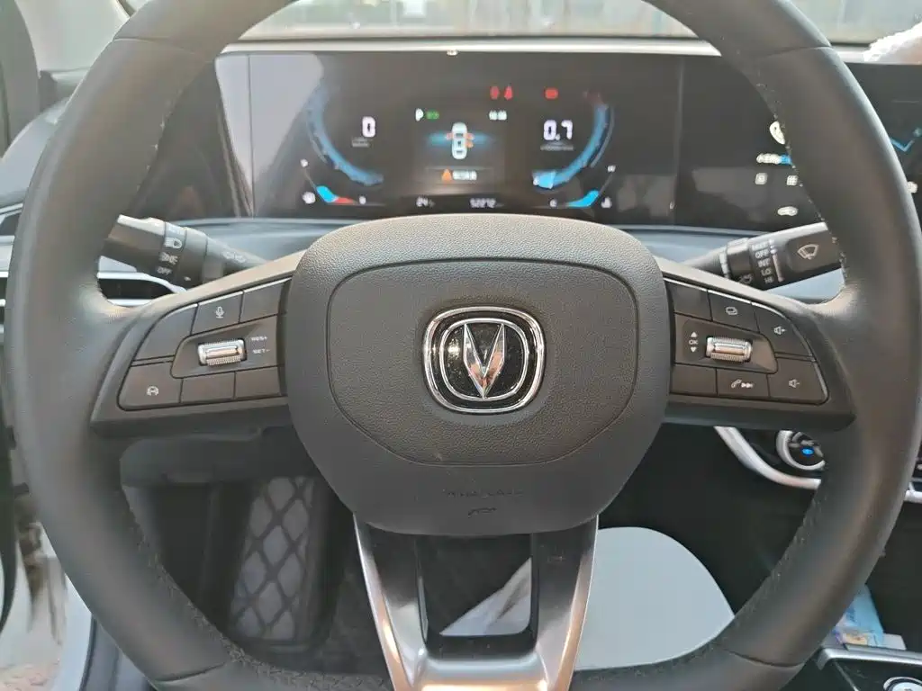 Changan Eado — миниатюра 11
