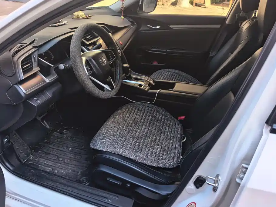 Honda Civic — миниатюра 9