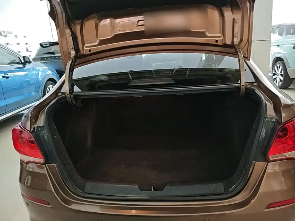 Chevrolet Cavalier — миниатюра 19