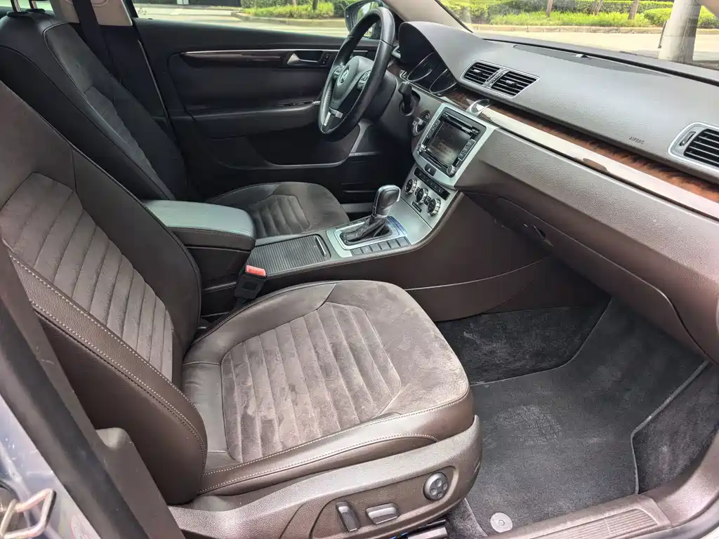 Volkswagen Magotan (Import) Touring Edition 2.0TSI Comfort Type, фото 5