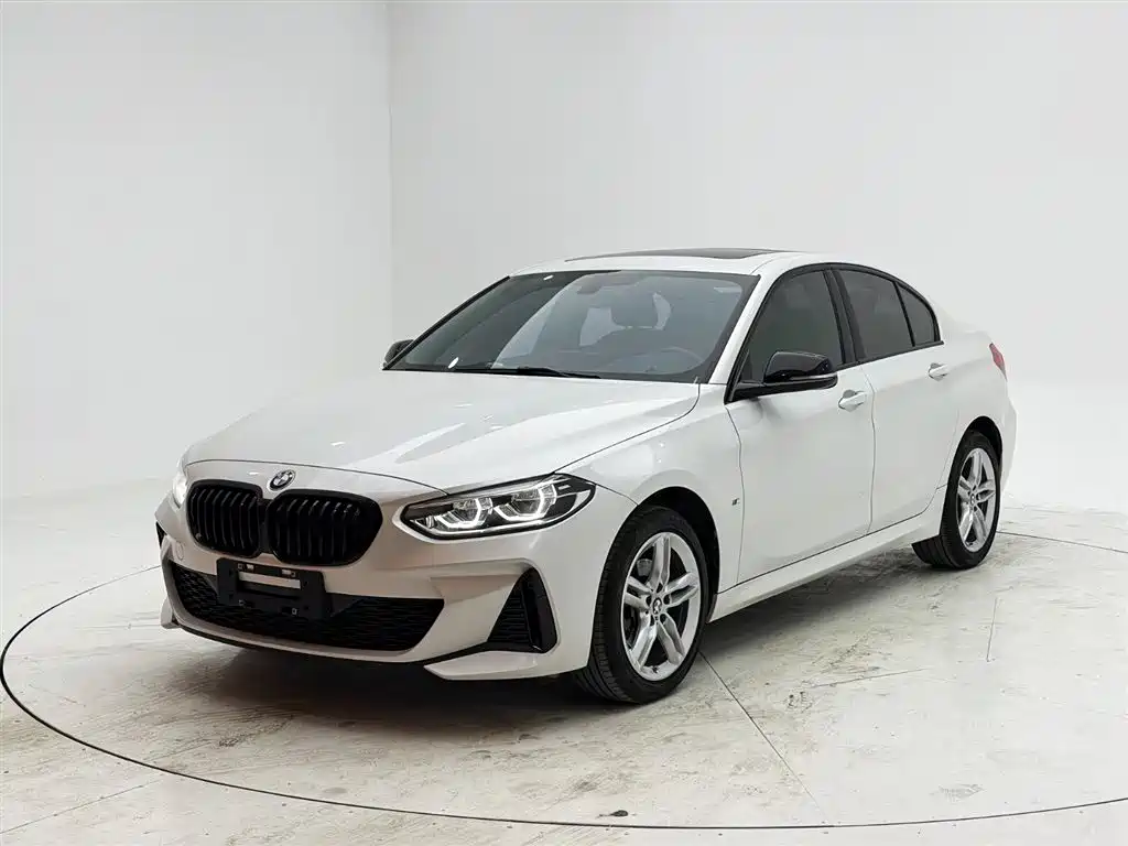 BMW 1 Series 2022