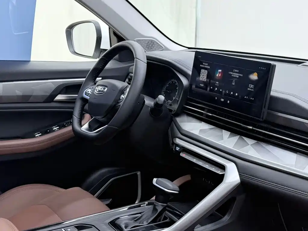Geely Vision X6 — миниатюра 9